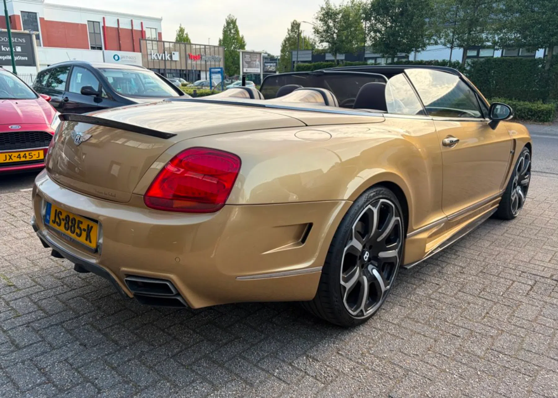 Bentley Conti
